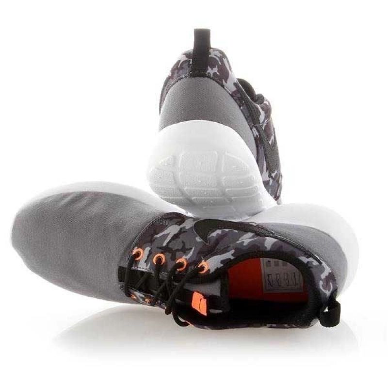 Nike Roshe One Print Jr 677782-004 shoe Footwear/Lifestyle Nike