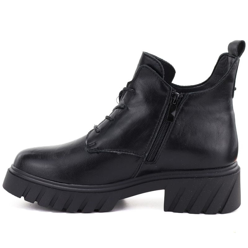 Women's leather ankle boots on a black platform M.Daszyński SFY2502-11ac