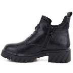 Women's leather ankle boots on a black platform M.Daszyński SFY2502-11ac