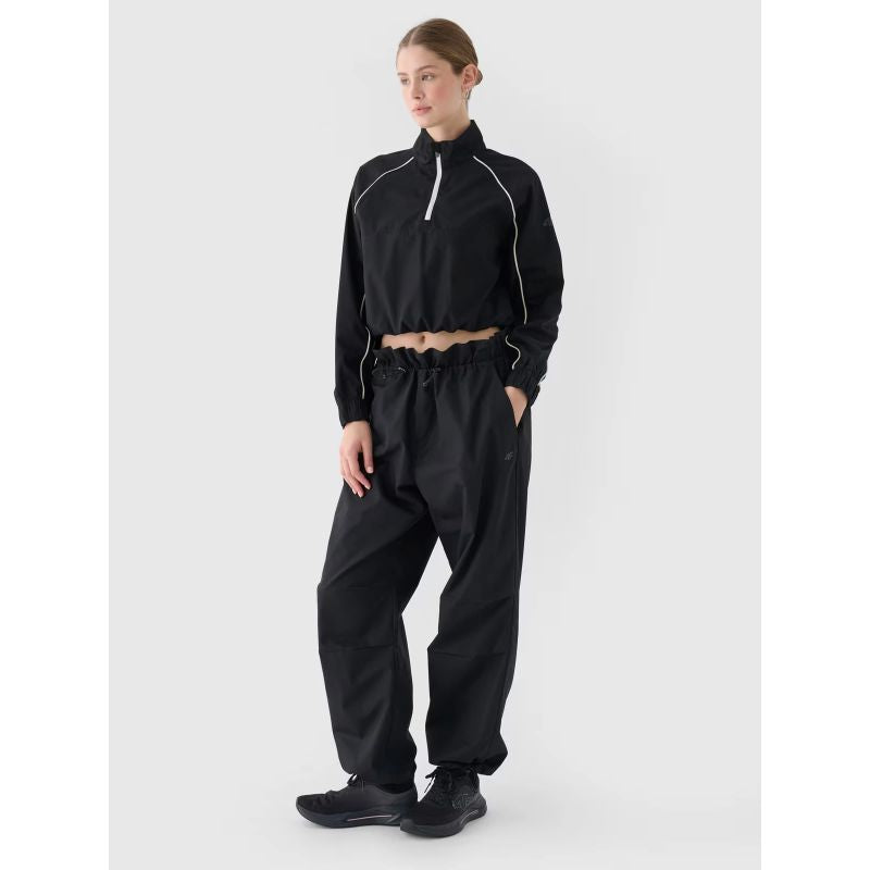 Women's cropped transition jacket with a stand-up collar 4F 4FRSS24TTJAF0886-20S *Kategoria tymczasowa Your Sports Performance