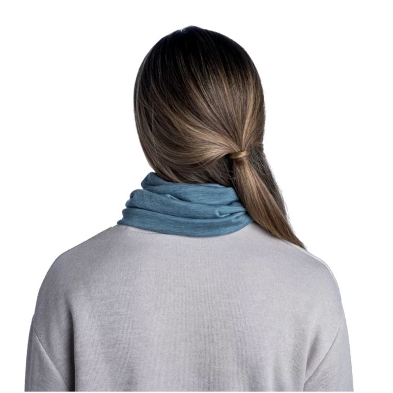 Buff Merino Lightweight Tube Scarf 1130107221000 Clothing/Multisport/Buff Your Sports Performance