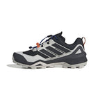 adidas TERREX Skychaser GTX low trekking shoes - cblack/cblack/green Footwear Your Sports Performance
