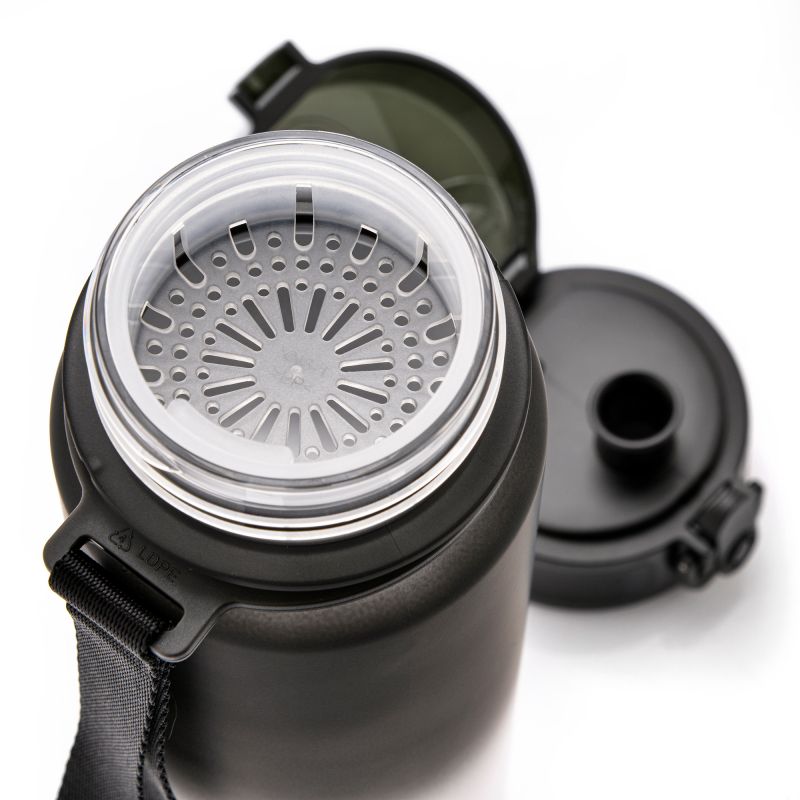 Meteor 650 ml sports bottle dark green To be categorized Your Sports Performance