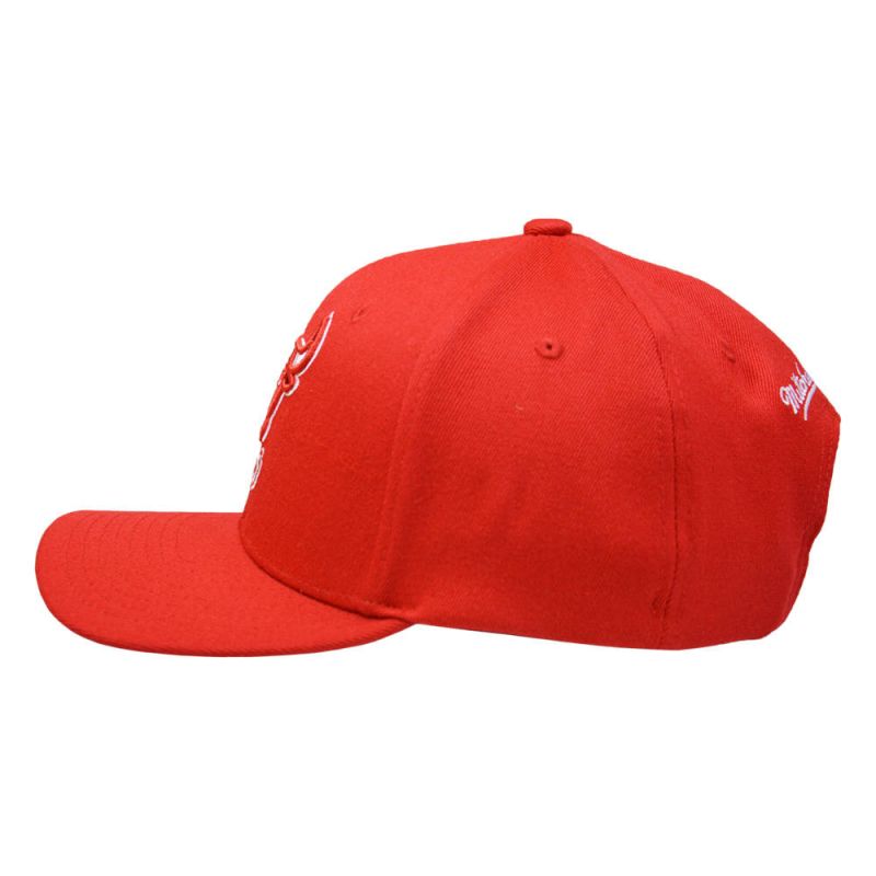 Mitchell & Ness NBA Chicago Bulls Team Ground 2.0 Snapback Cap - HHSS3260-CBUYYPPPRED1 Odzież/Czapki/Czapki z daszkiem Your Sports Performance
