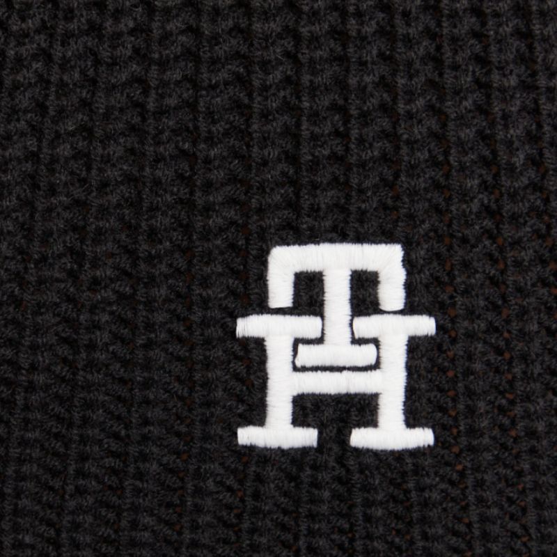 Tommy Hilfiger Monogram W scarf AW0AW14288 Clothing/Multisport/Tommy Hilfiger Tommy Hilfiger