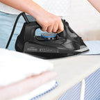 Black+Decker BXIR2805E steam iron AGD - Produkty/Żelazka i generatory pary Your Sports Performance