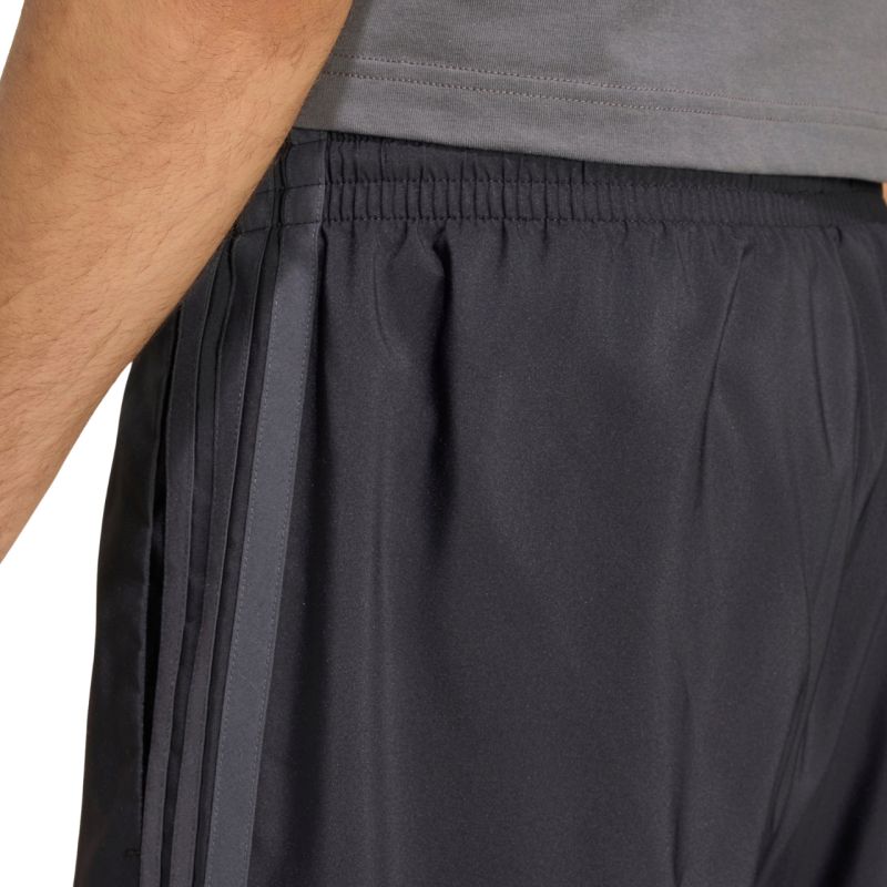 Men's adidas Essentials 3-Stripes Chelsea Lite Woven Shorts Black KY4148