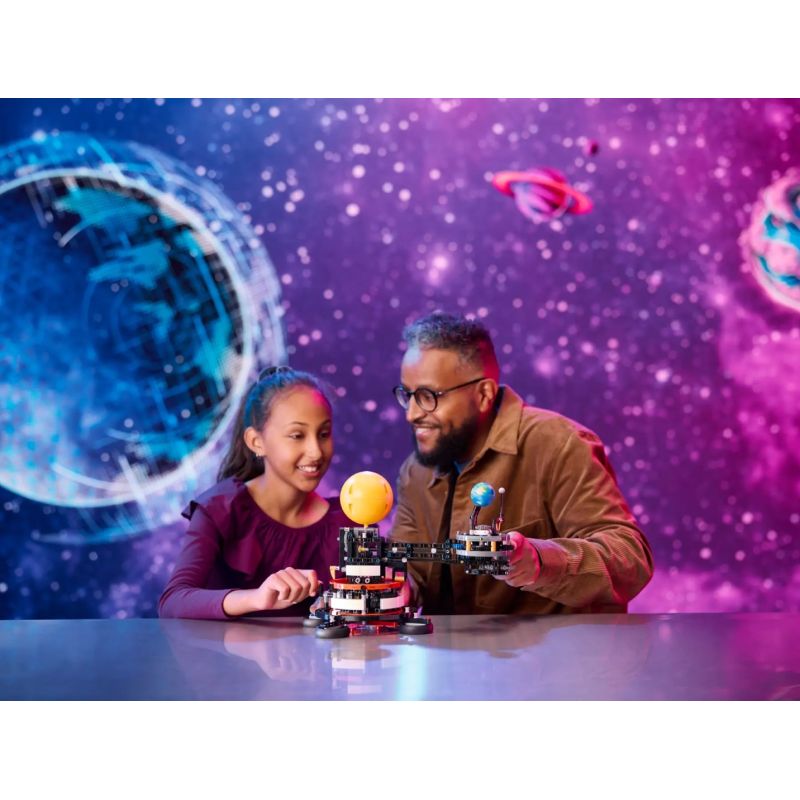 LEGO Technic 42179 Planet Earth and Moon in Orbit (SALE) In preparation Your Sports Performance