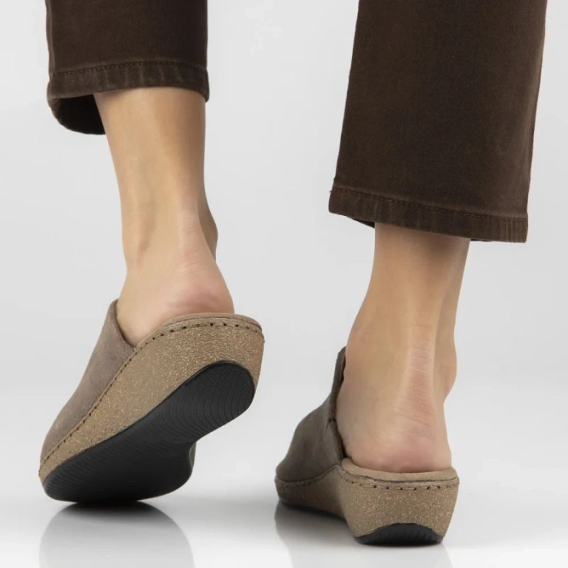 Filippo DK7567 Taupe Leather Wedge Sandals