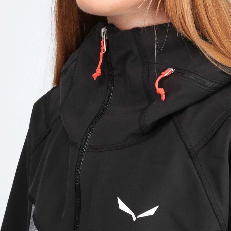 Salewa Comici SW/DST Jacket W JKT 28176-0911 Clothing/Outdoor/Salewa Your Sports Performance