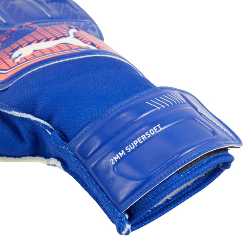 Puma Ultra Play RC 41952 01 goalkeeper gloves Accessories/Gloves Puma