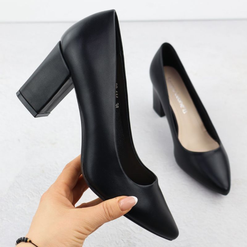 Sergio Leone PB414 women's black pumps with a block heel Footwear Your Sports Performance