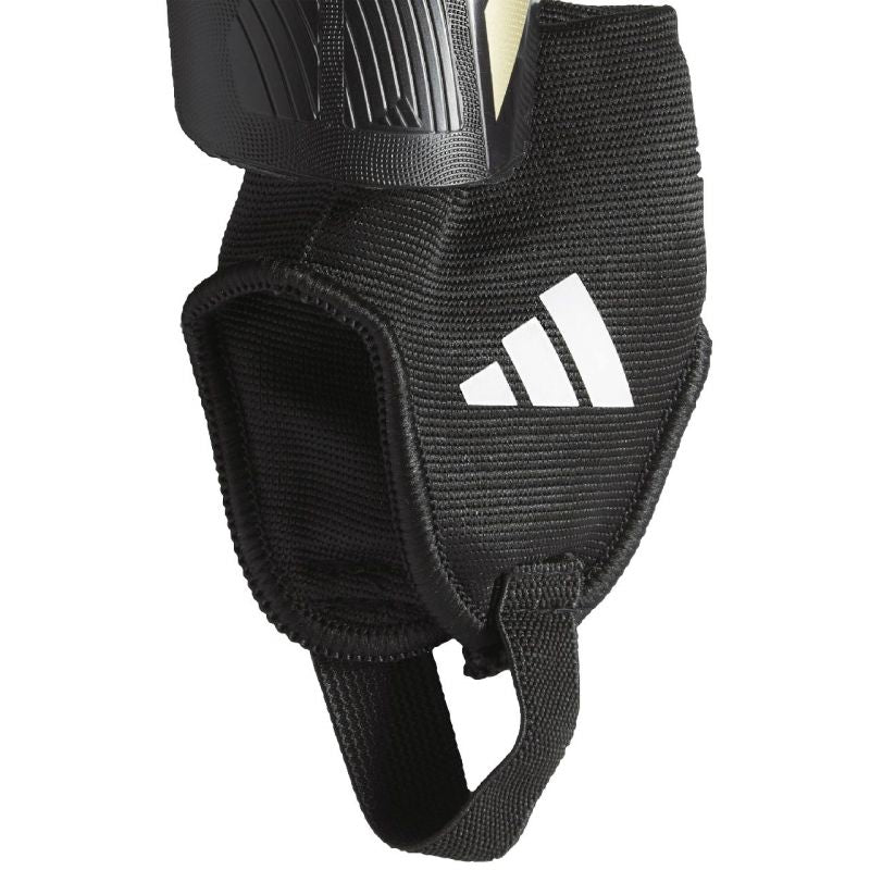 Adidas Tiro Match Club Jr IP3996 football shin guards Accessories/Protectors and knee pads Adidas