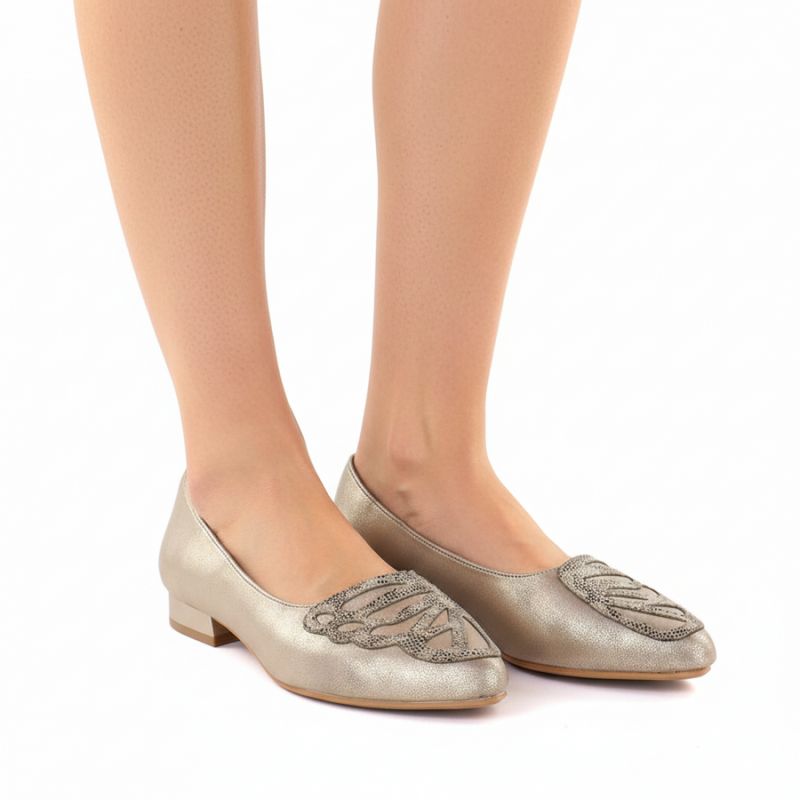 Women's gold shoes M.Daszyński SA201A-2 To be categorized Your Sports Performance