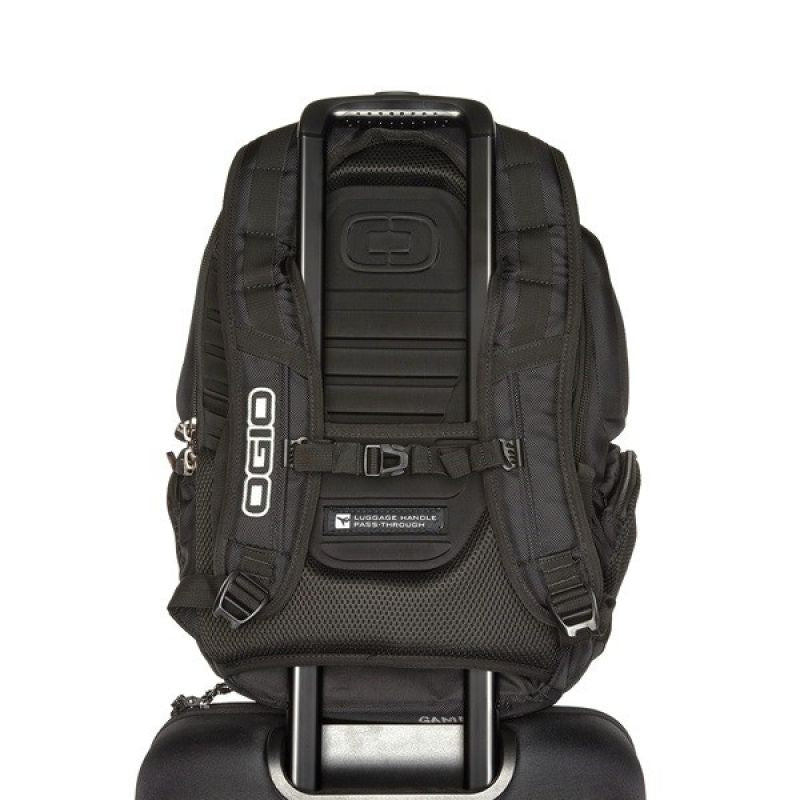 OGIO BACKPACK GAMBIT BLACK P/N: 111072_03 Bagaż/Plecaki Your Sports Performance