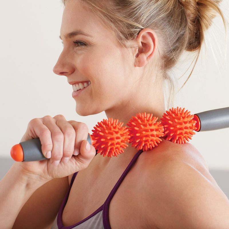 GAIAM BODY MASSAGER WITH MOVABLE NUTS 58255 Accessories/Training equipment/Masażery Your Sports Performance