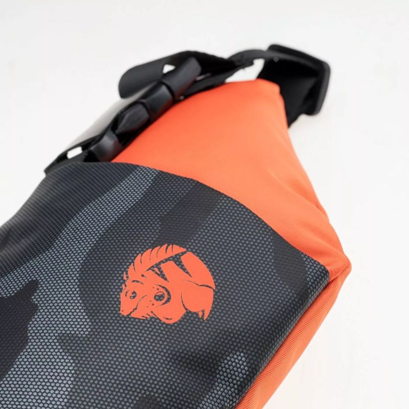 Pouch, waist bag Iguana Modona 92800482362 Accessories/Sachets / Belts / Bags Your Sports Performance