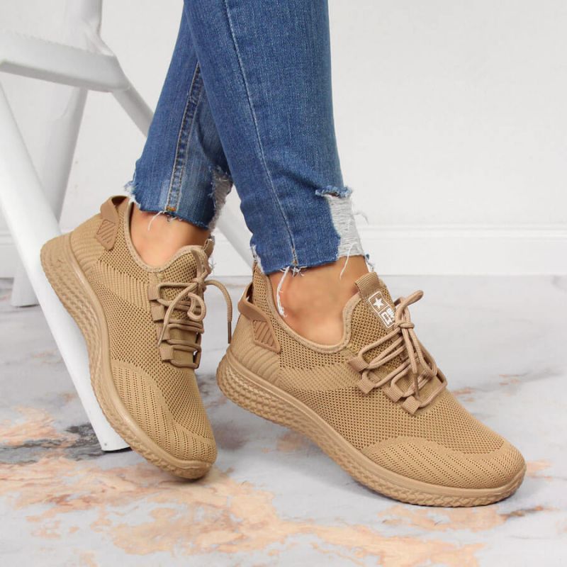NEWS W EVE268A beige sports shoes Footwear/Lifestyle Your Sports Performance