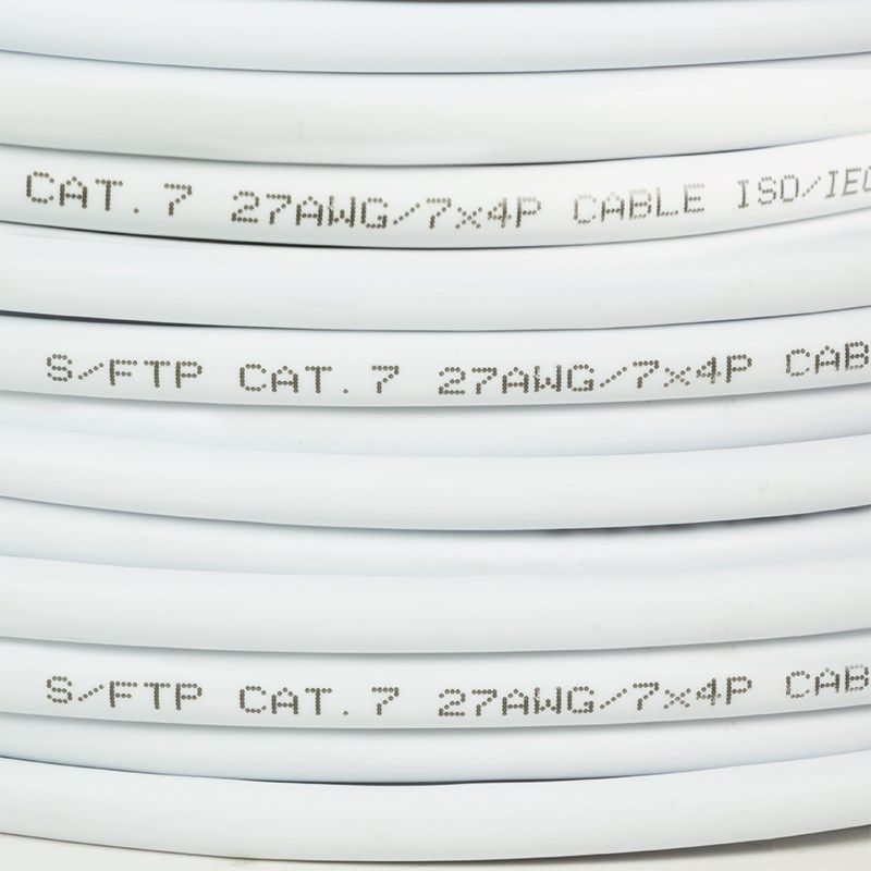 LogiLink PrimeLine - cable - 100 meters - white Kable, gniazda i wtyki/Patchcable Your Sports Performance