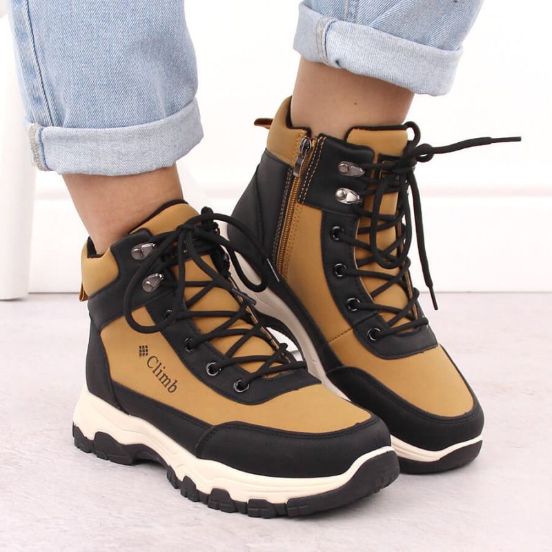 News W EU661B Boots Footwear/Lifestyle/News Your Sports Performance