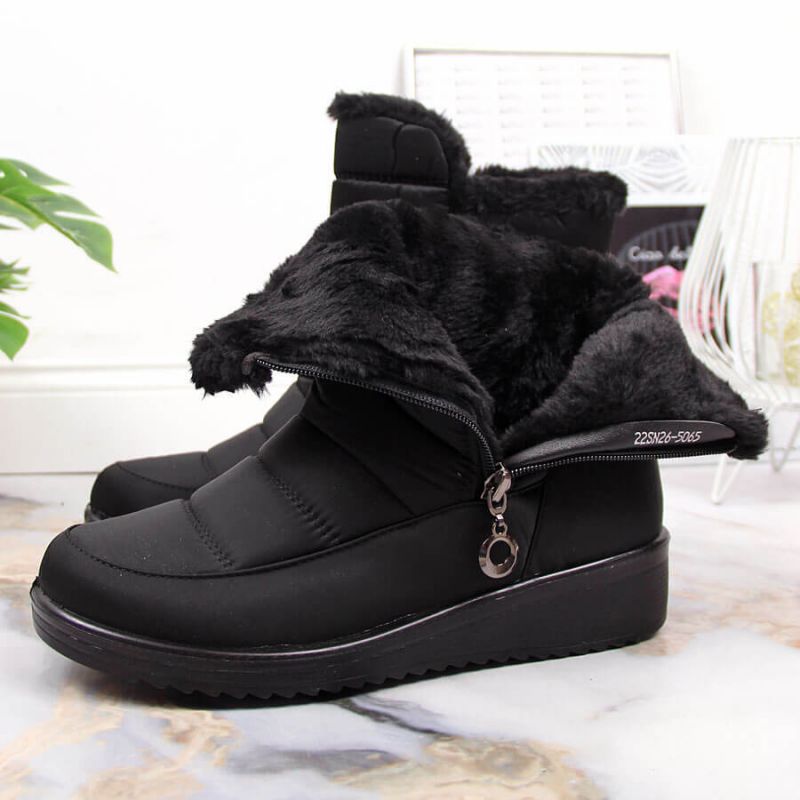 Insulated snow boots with a zipper NEWS W EVE377A black Footwear/Outdoor/News Your Sports Performance