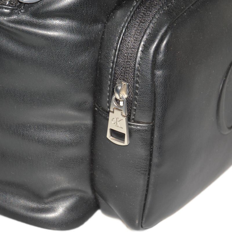 Calvin Klein Leather Laptop Backpack Black - ZM0ZM02568BDS Akcesoria i sprzęt koszykarski/Saszetki, nerki Your Sports Performance