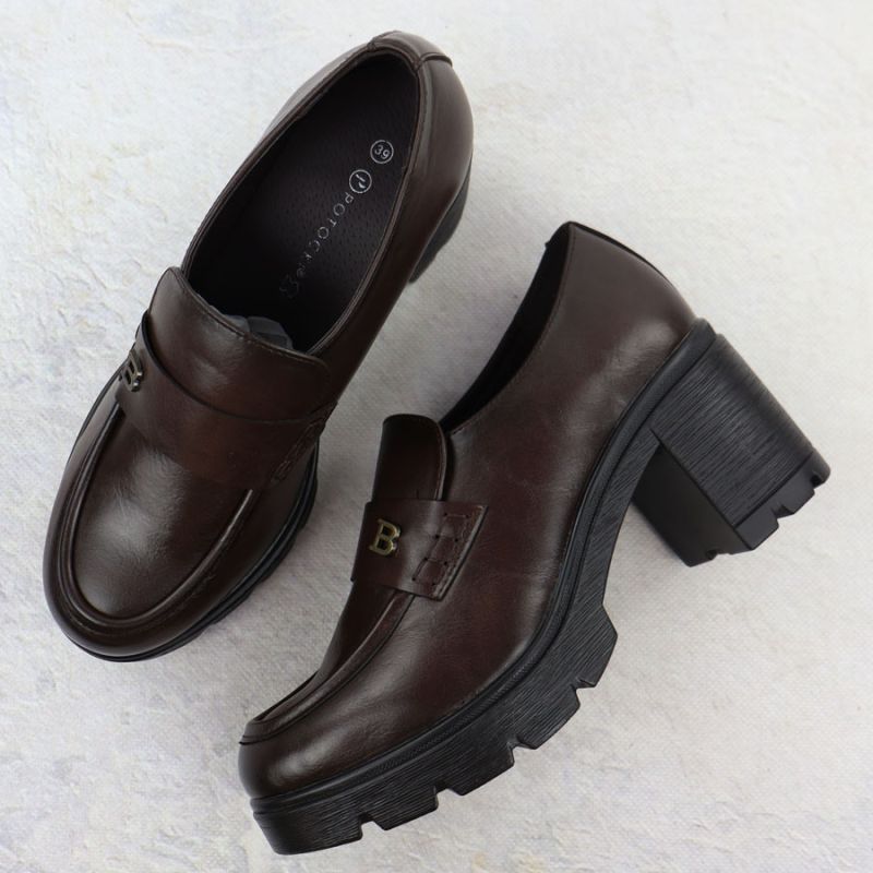 Women's loafers on a block heel, brown, Potocki SZ12700 Footwear Your Sports Performance