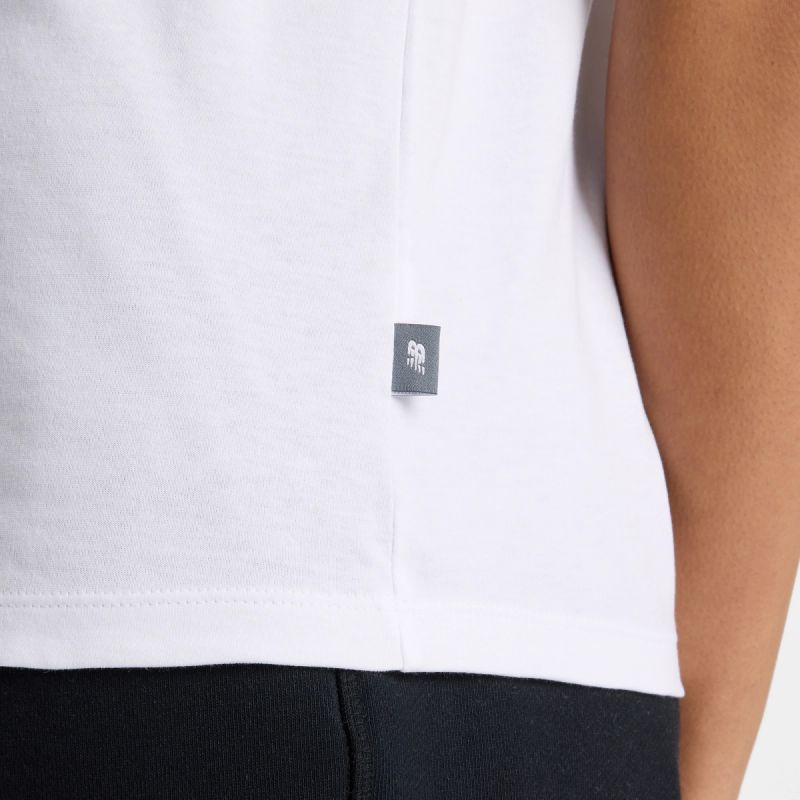 New Balance Sport Graphic T-Shirt W WT51540WT Clothing/Lifestyle/T-shirts/New Balance New Balance