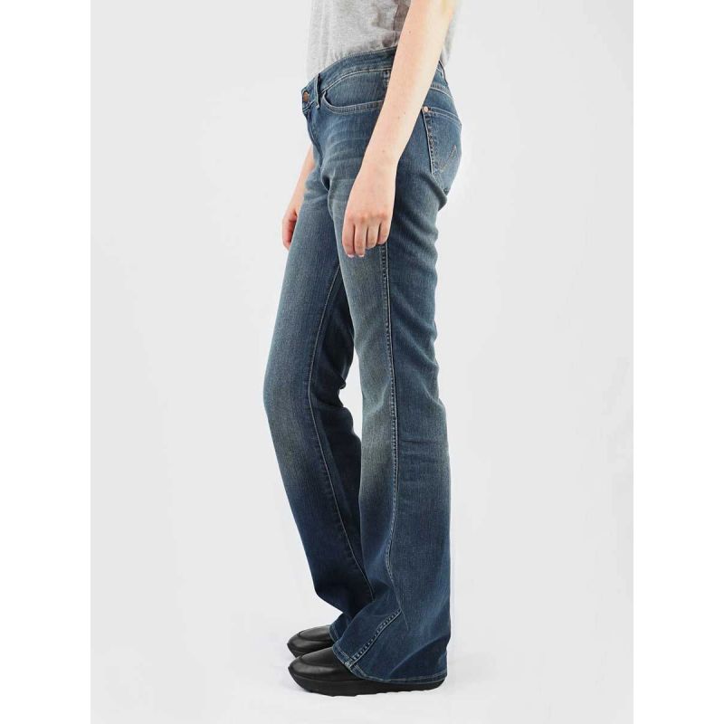 Wrangler Betty W214NE200 Clothing/Lifestyle/Trousers, shorts/Wrangler Your Sports Performance