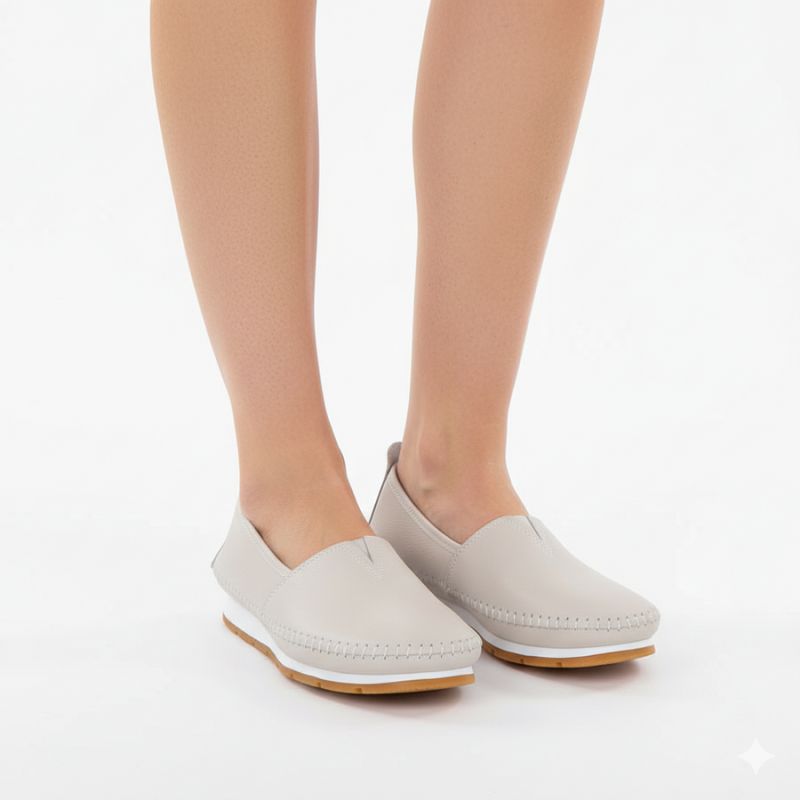 Women's beige leather slip-on shoes S.Barski LR61-7051 To be categorized Your Sports Performance