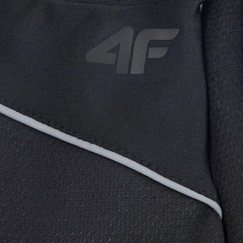Gloves 4F U182 deep black 4FWMM00AFGLU182 20S In preparation Your Sports Performance