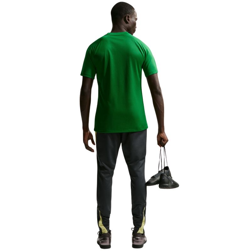 Men's Nike Dri-Fit Park VIII T-shirt green HV8173 302 To be categorized Your Sports Performance