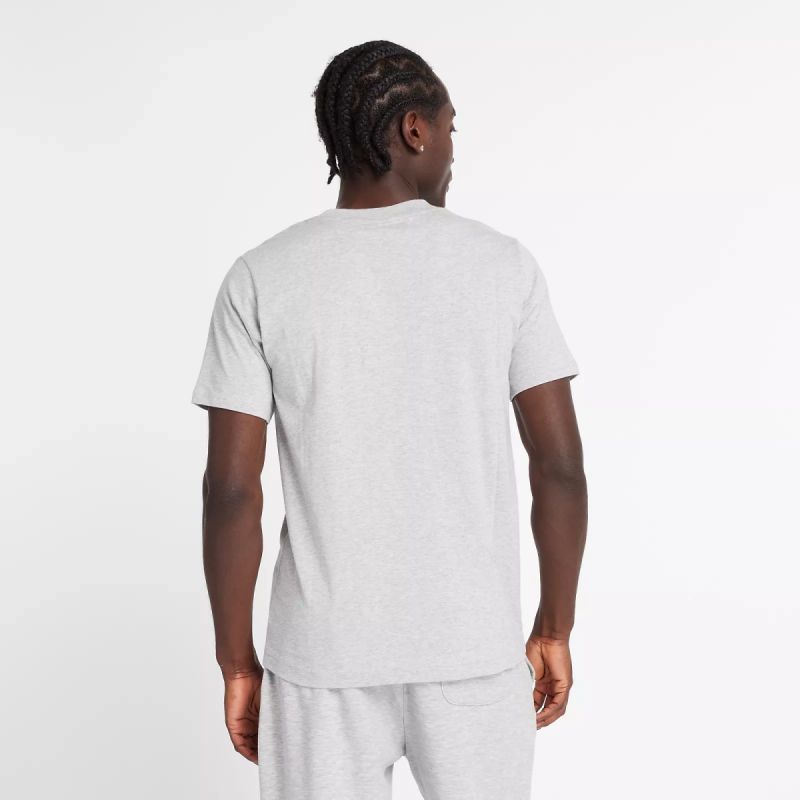New Balance S/S Sport Graphic V Flying M T-shirt MT43906AG Clothing/Lifestyle/T-shirts/New Balance New Balance
