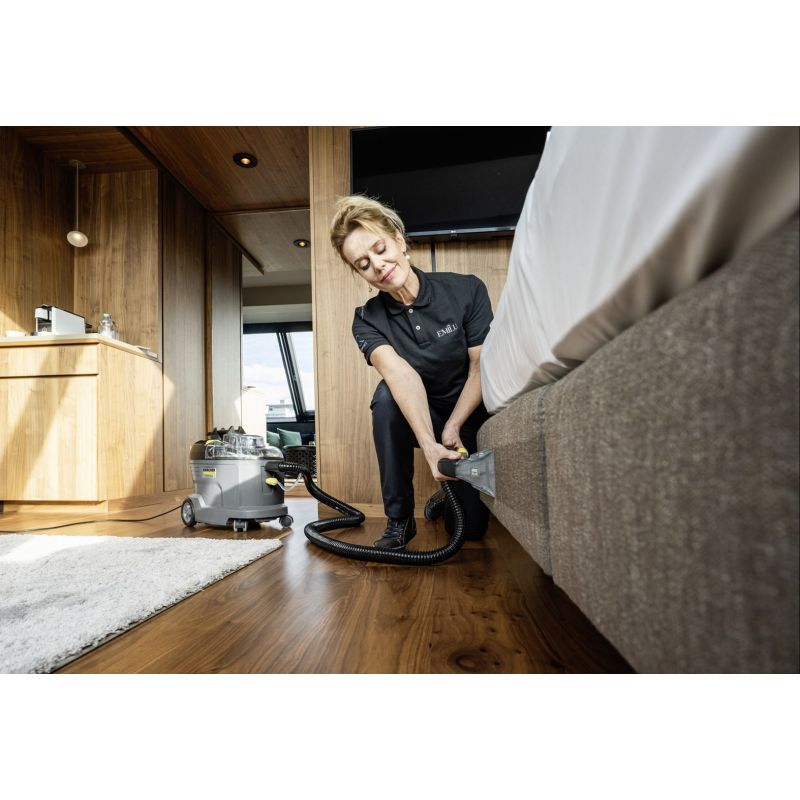 KARCHER Puzzi 8/1 (1.100-240.0) washing vacuum cleaner AGD - Produkty/Odkurzacze Your Sports Performance