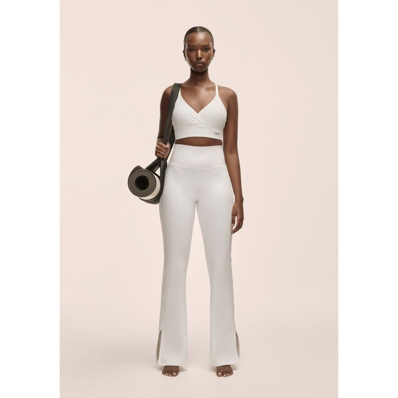 Casall Grace Flare Slit Pant Women's Leggings White - M Siłownia i fitness/Spodnie Your Sports Performance