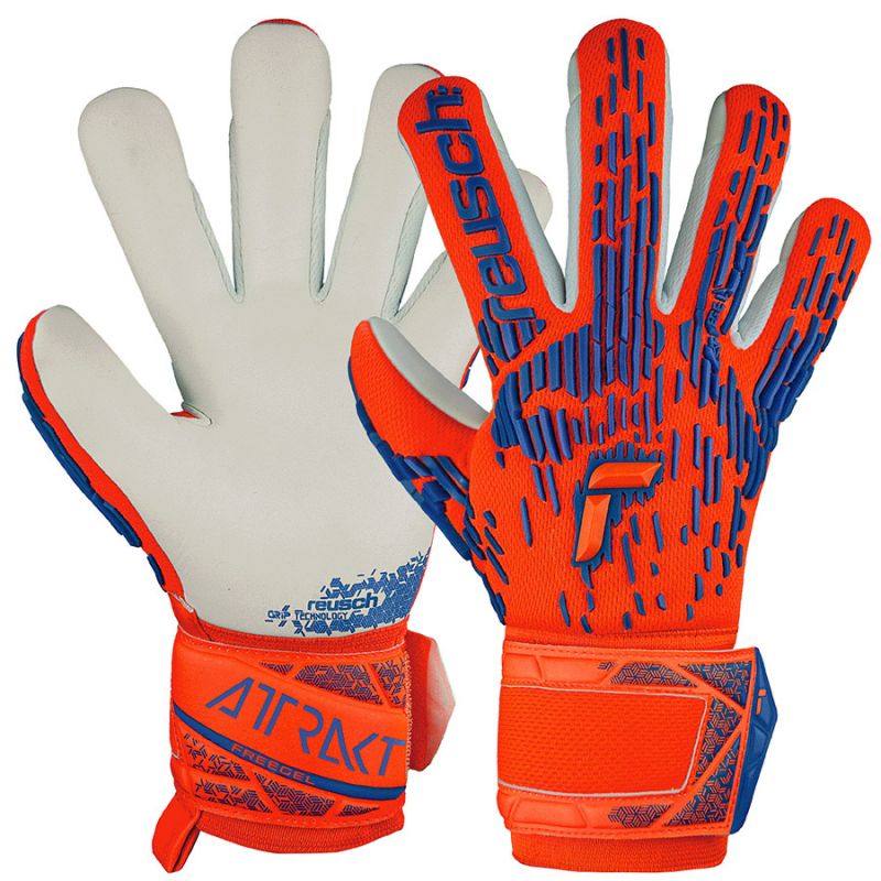 Reusch Attrakt Freegel Silver M 54 70 235 2210 gloves Accessories/Gloves Your Sports Performance