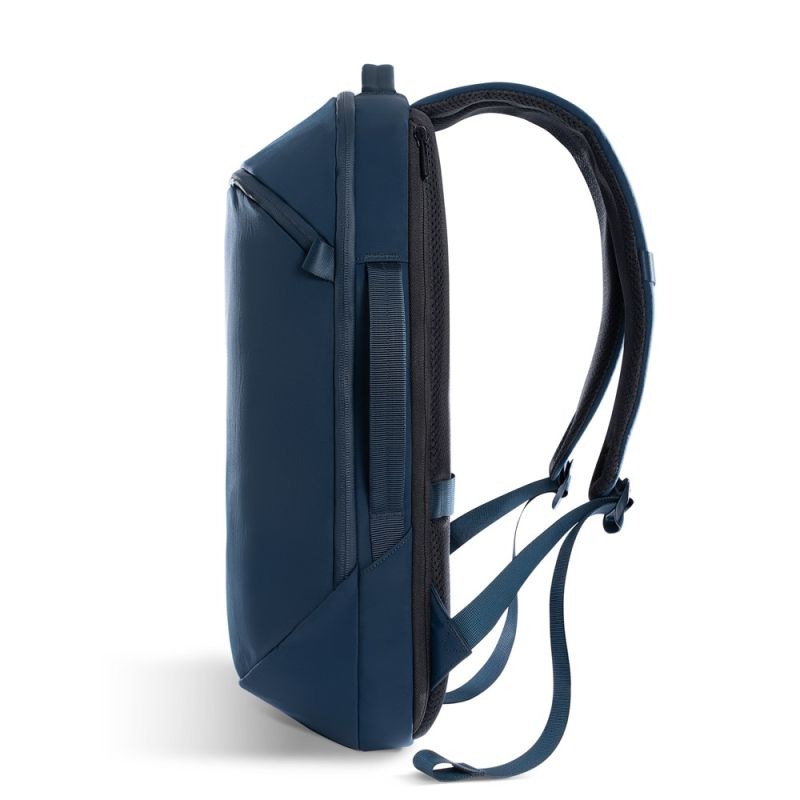 XD DESIGN AIR BACKPACK NAVY P706.3225 Bagaż/Plecaki Your Sports Performance