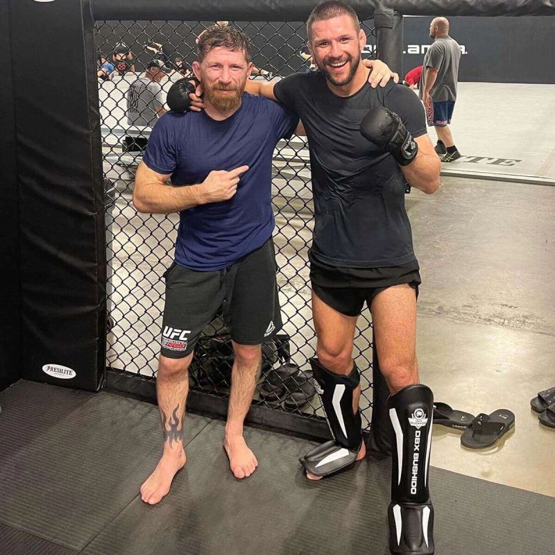 MMA Sparring Gloves M - Black Master - Valor Series Rękawice MMA Your Sports Performance