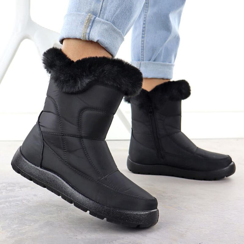 Women's flat insulated snow boots black Potocki KI24322 To be categorized Your Sports Performance