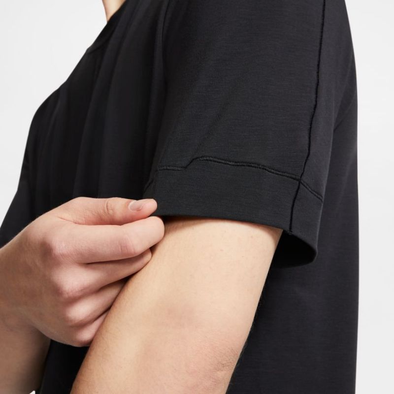 Nike Dri-FIT Yoga M BV4034-010 T-shirt Clothing/Training Nike