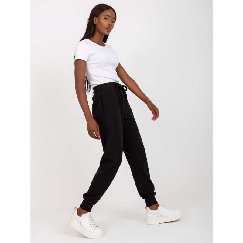 Black basic sweatpants with pockets (B-005.11X) In preparation Your Sports Performance