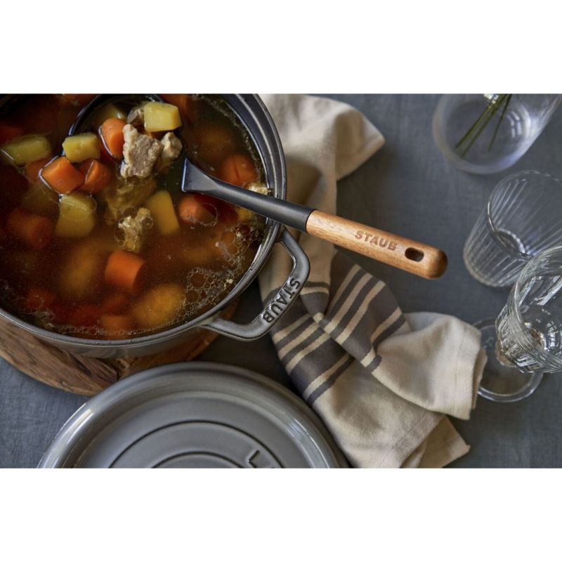 STAUB Round cast iron pot 40500-246-0 3.8l graphite AGD - Produkty/Garnki / patelnie nieelektryczne Your Sports Performance