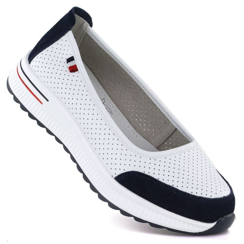 Leather ballet flats with a thick sole, openwork, white Jezzi 7815 To be categorized Your Sports Performance