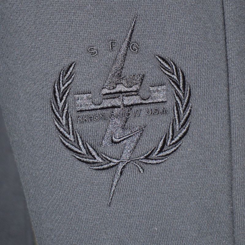 Nike LeBron Pants - CK6787-010 Nike