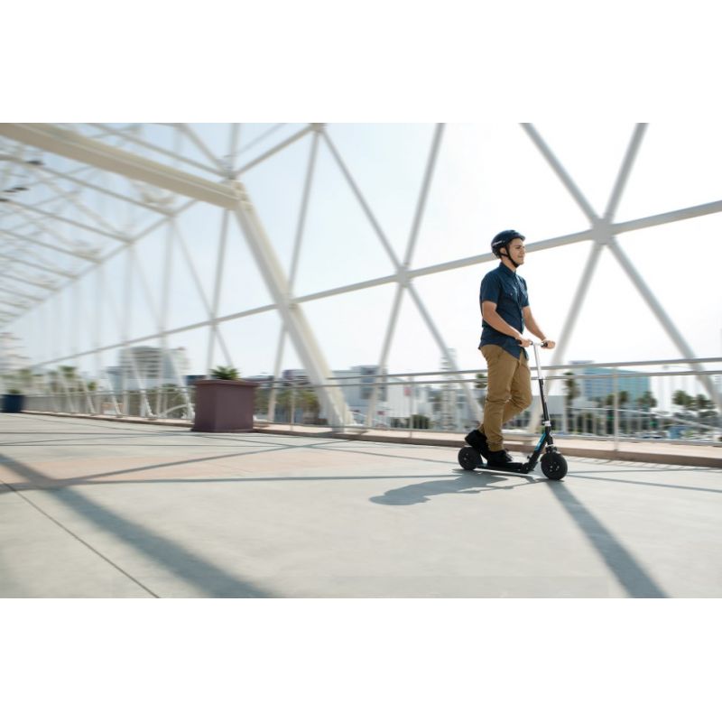 Razor A5 Air Scooter 13073005 (Black) (Gry i zabawki) Sport i rekreacja/Pojazdy elektryczne Your Sports Performance