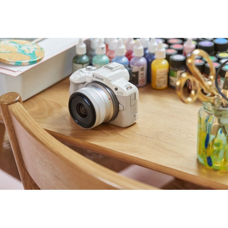 Canon EOS R50, White + RF-S 18-45mm F4.5-6.3 IS STM Kit Mirrorless camera 24.2 MP CMOS 6000 x 4000 px White Aparaty/Lustrzanki cyfrowe Your Sports Performance