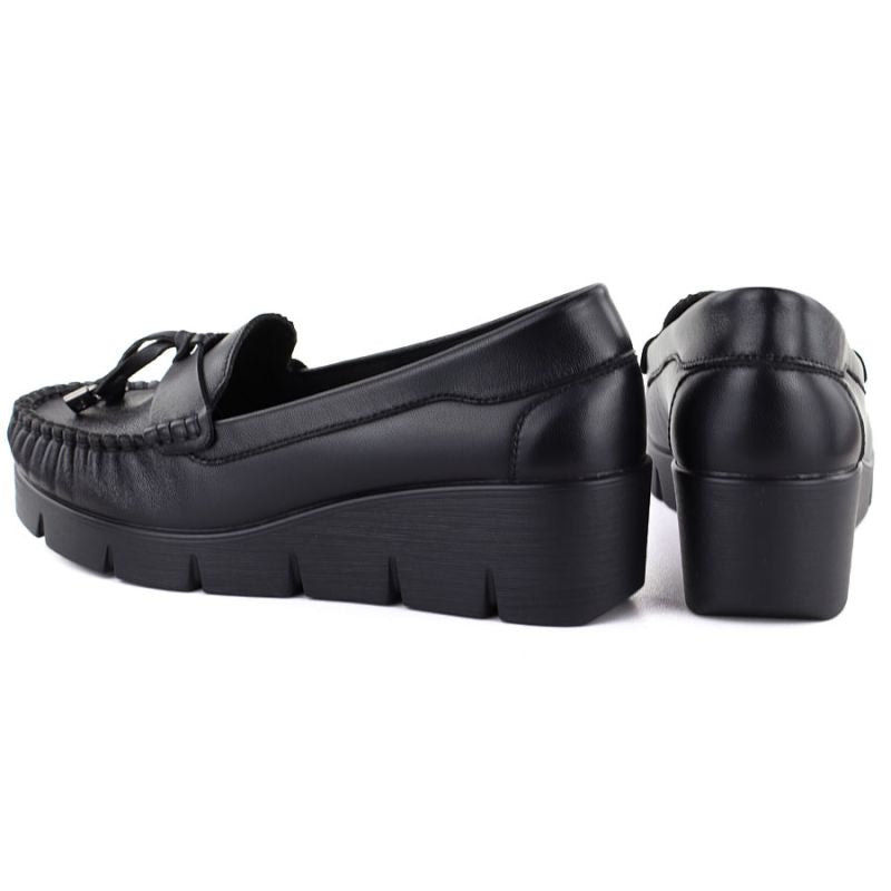 Black leather wedge moccasin shoes Vinceza 39990 Vinceza