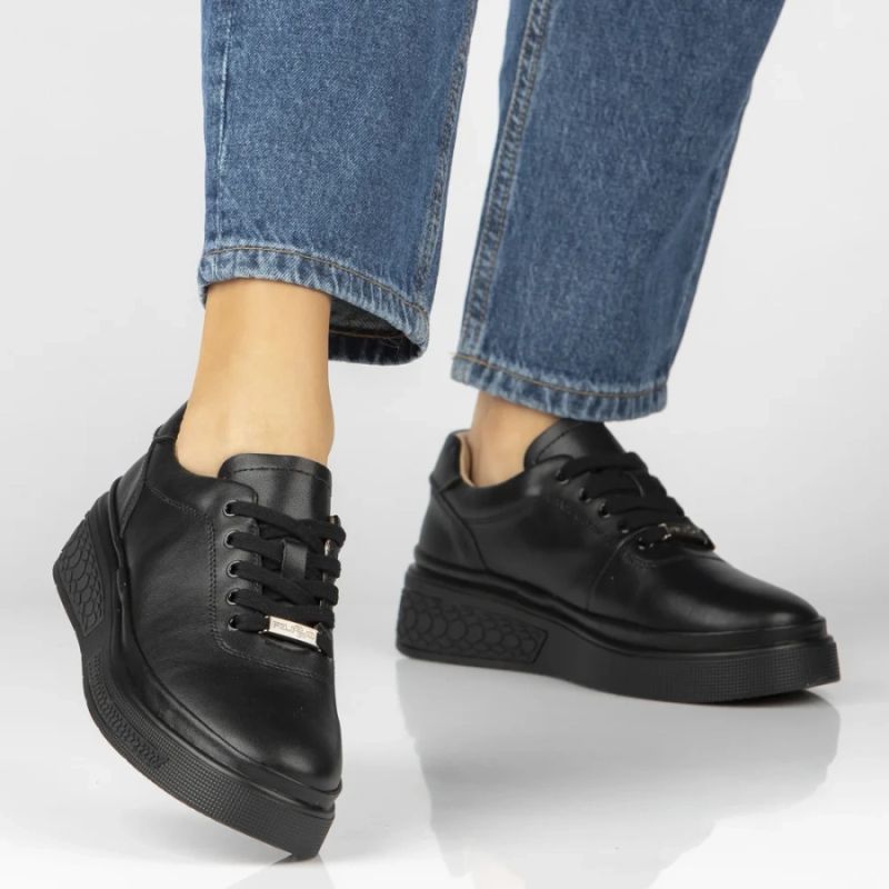 Women's leather wedge shoes, black Filippo DP8326