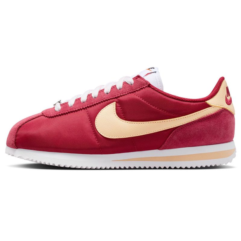 Nike Cortez DZ2795-608 Shoes To be categorized Your Sports Performance