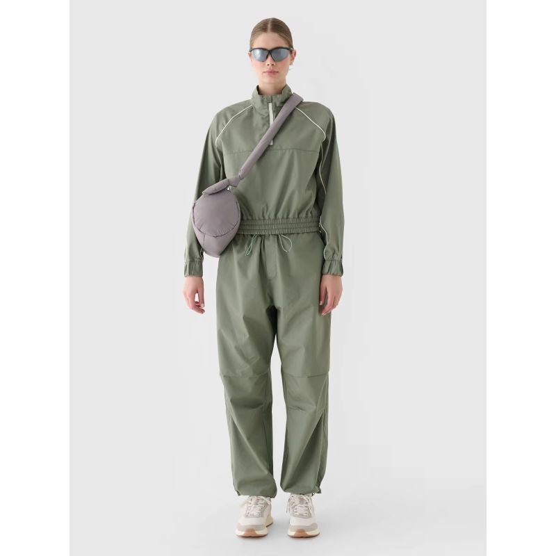 Women's casual oversize parachute pants 4F 4FRSS24TTROF1330-44S *Kategoria tymczasowa Your Sports Performance